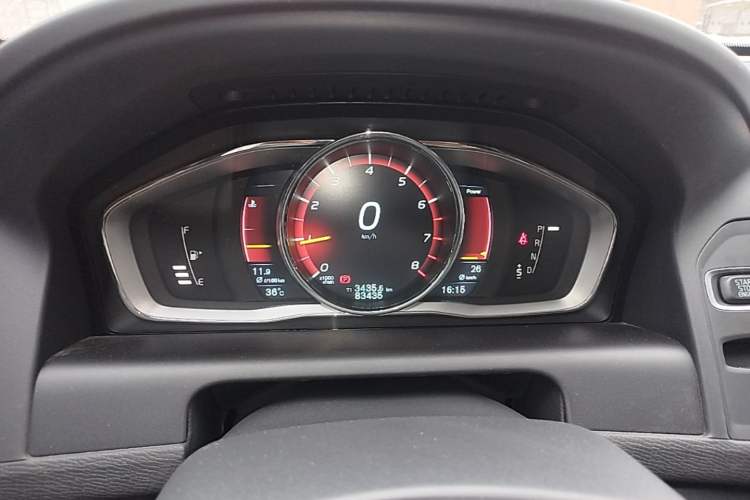 Used Volvo XC60 2016 T5 Smart Version Instrument Cluster