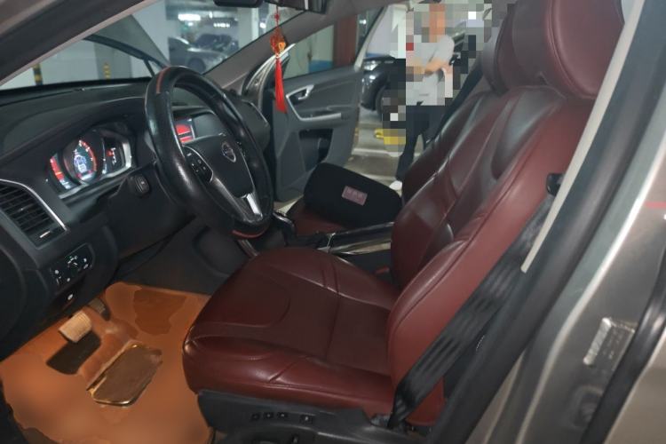 Used Volvo XC60 2016 T5 Smart Version Left Front Seat
