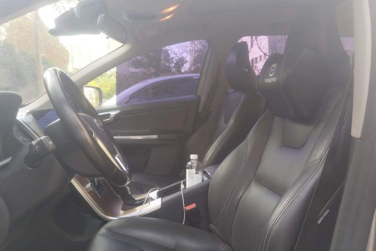 Used Volvo XC60 2016 T5 Smart Upgrade Model Left Front Seat
