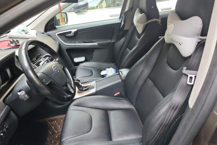 Used Volvo XC60 2016 T5 Smart Drive Edition Left Front Seat