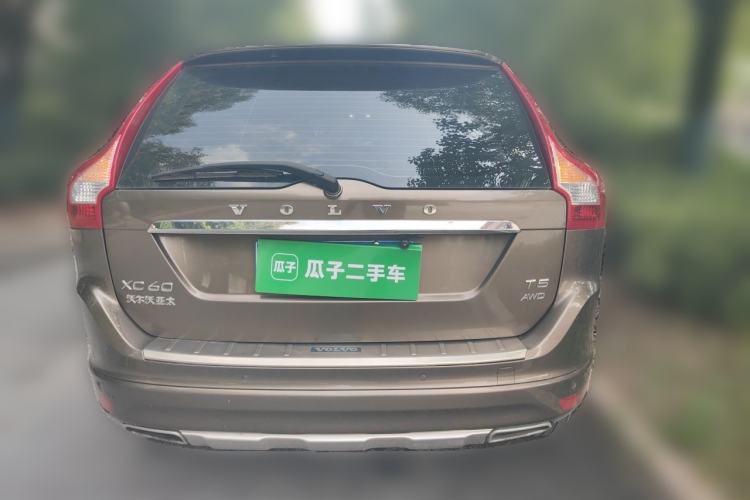 Used Volvo XC60 2016 T5 AWD Zhiyuan Edition Rear