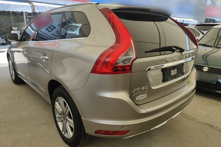 Used Volvo XC60 2016 T5 Smart Version Rear Left 45 Deg