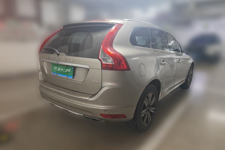 Used Volvo XC60 2016 T5 Smart Version Rear Right 45 Deg