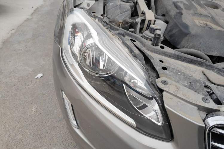 Used Volvo XC60 2016 T5 Smart Drive Edition Right Front Headlight