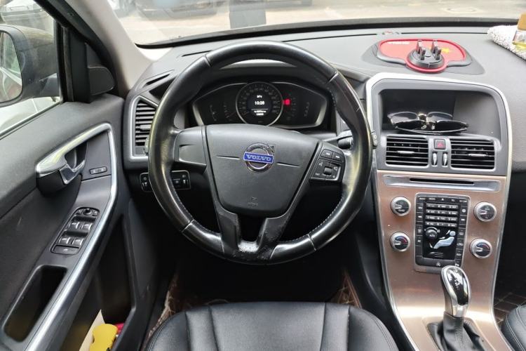 Used Volvo XC60 2016 T5 Smart Drive Edition Steering Wheel
