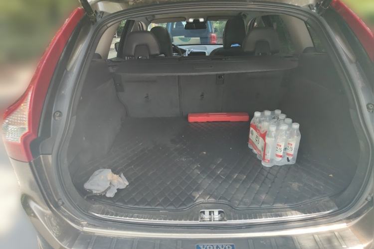 Used Volvo XC60 2016 T5 AWD Zhiyuan Edition Trunk
