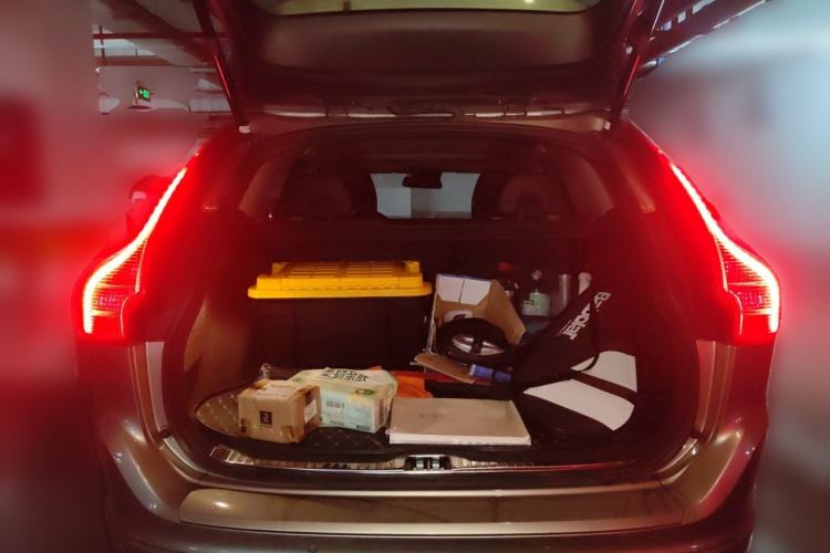 Used Volvo XC60 2016 T5 Smart Version Trunk