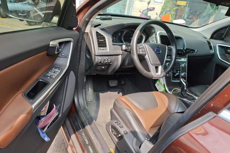 Used Volvo XC60 2016 T5 Smart Version Driver Seat