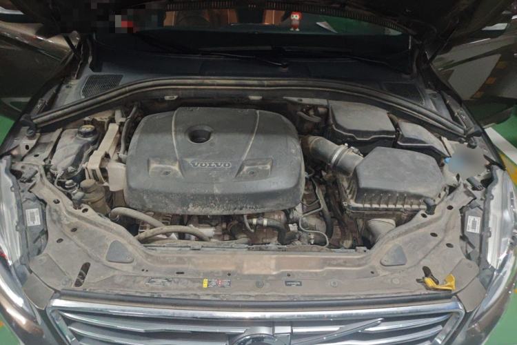 Used Volvo XC60 2016 T5 Smart Upgrade Model Engine Bay