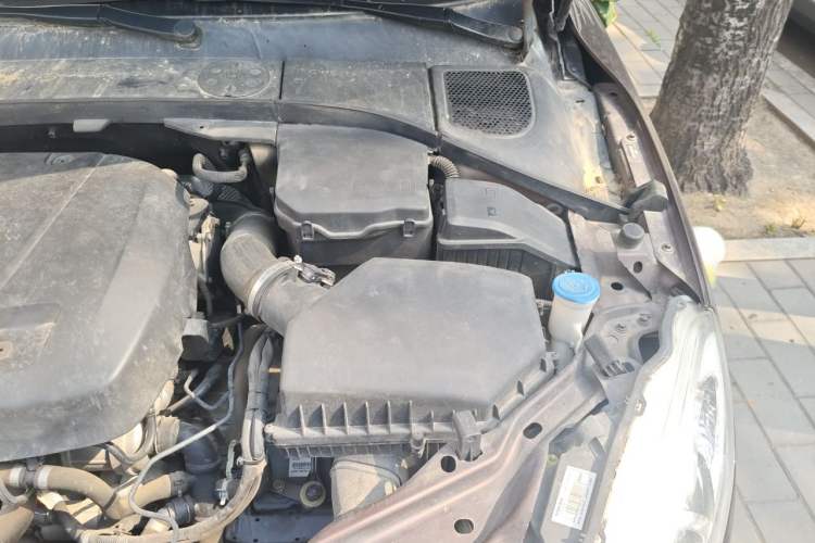 Used Volvo XC60 2016 T5 Smart Upgrade Model Engine Bay Left