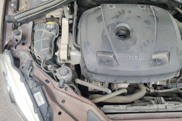 Used Volvo XC60 2016 T5 Smart Upgrade Model Engine Bay Right