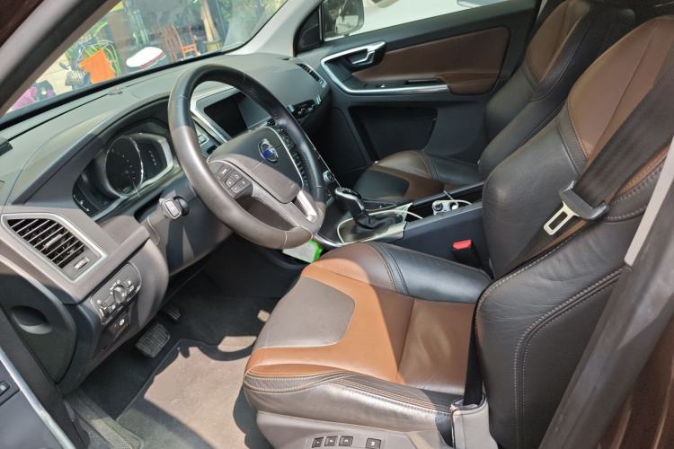 Used Volvo XC60 2016 T5 Smart Version Left Front Seat