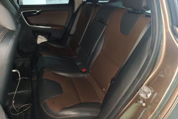 Used Volvo XC60 2016 T5 AWD Smart Drive Edition Left Rear Seat