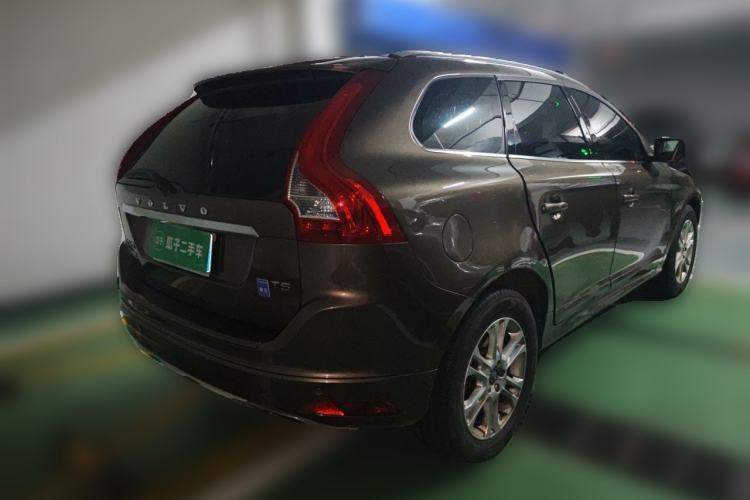 Used Volvo XC60 2016 T5 Smart Upgrade Model Rear Right 45 Deg