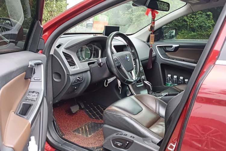 Used Volvo XC60 2016 T5 Smart Version Driver Seat
