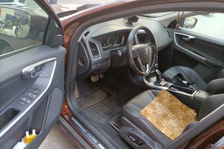Used Volvo XC60 2016 T5 AWD Zhiyuan Edition Driver Seat