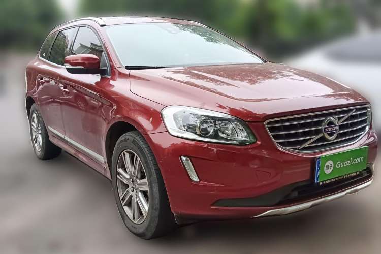 Used Volvo XC60 2016 T5 Smart Version Front Right 45 Deg