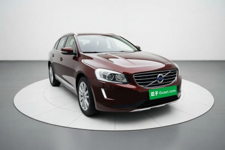 Used Volvo XC60 2016 T5 Smart Version Front Right 45 Deg