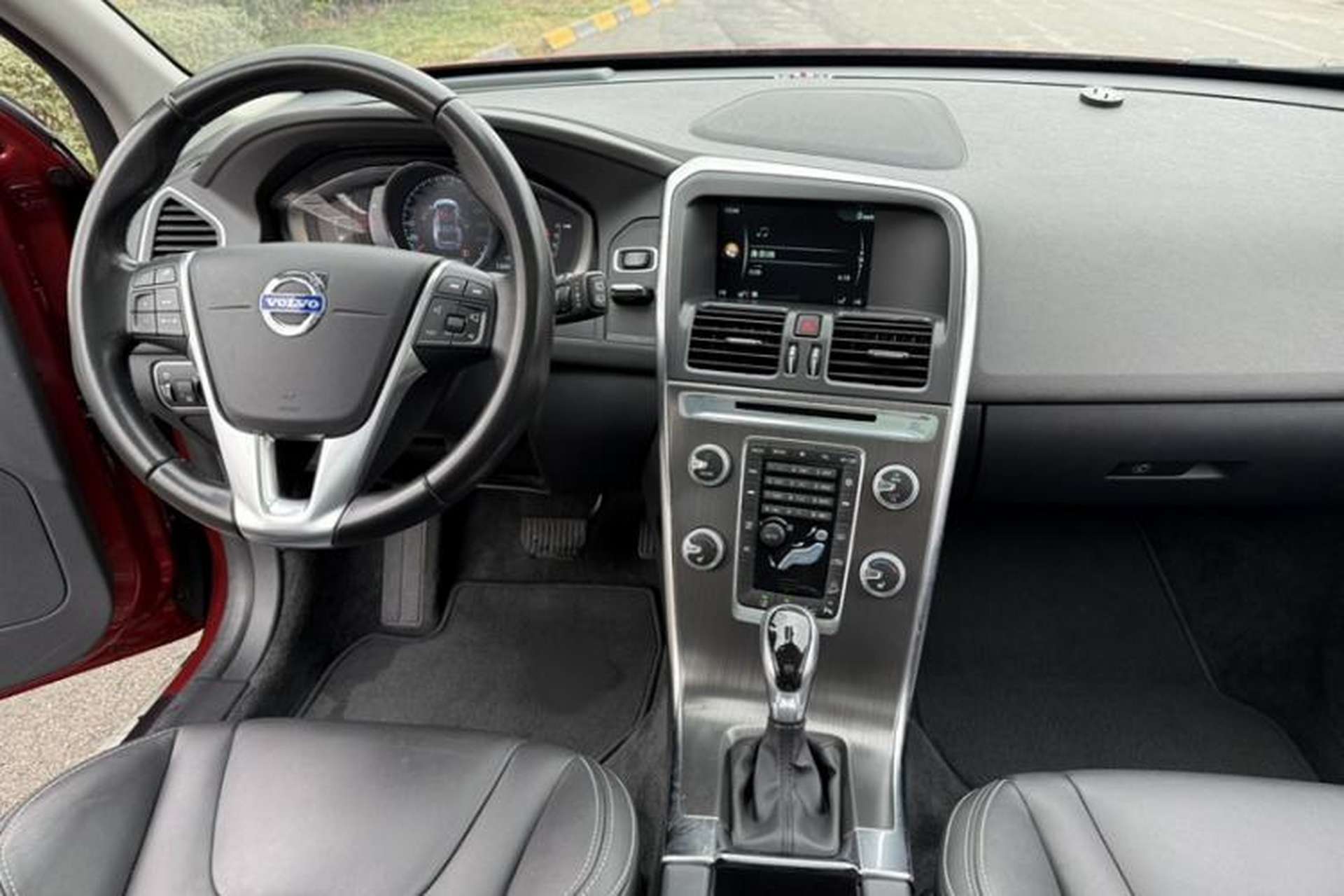 Used Volvo XC60 2016 T5 AWD Zhiyuan Edition Interior 9