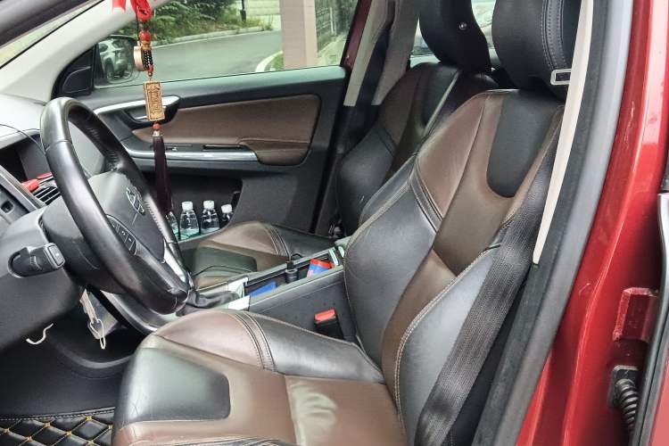 Used Volvo XC60 2016 T5 Smart Version Left Front Seat