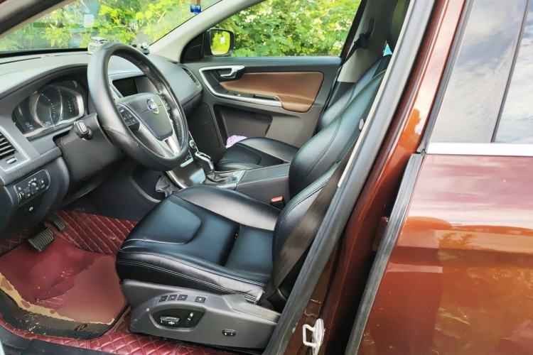 Used Volvo XC60 2016 T5 Smart Version Left Front Seat
