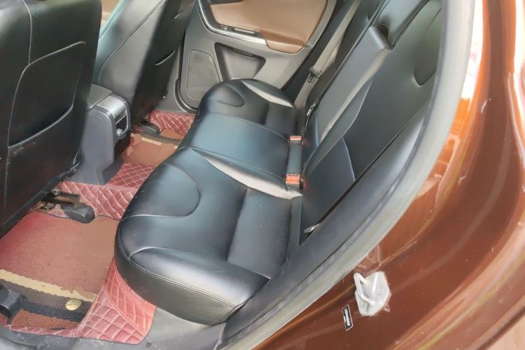 Used Volvo XC60 2016 T5 Smart Version Left Rear Seat