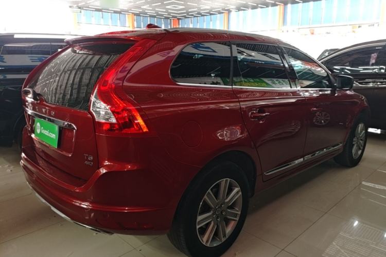Used Volvo XC60 2016 T5 AWD Zhiyuan Edition Rear Right 45 Deg