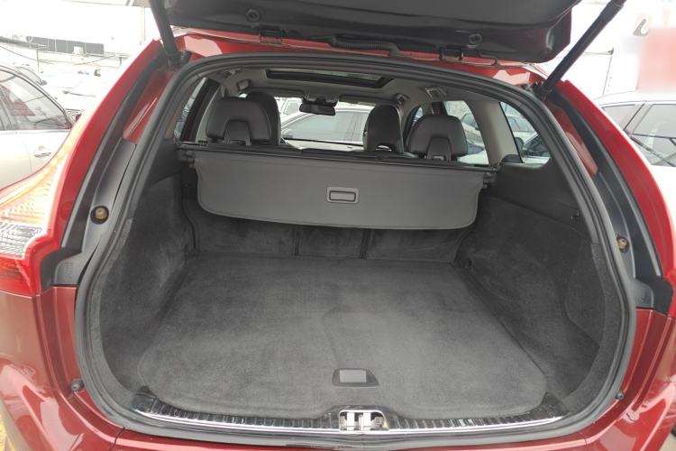 Used Volvo XC60 2016 T5 AWD Zhiyuan Edition Trunk