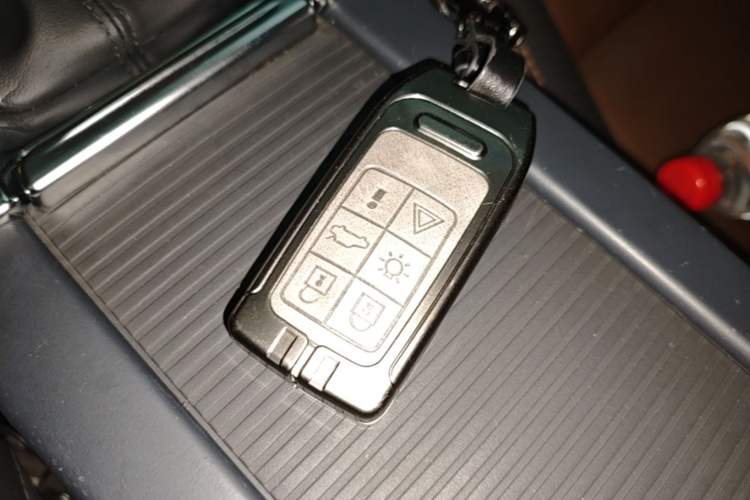 Used Volvo XC60 2016 T5 AWD Zhiyuan Edition Vehicle Key