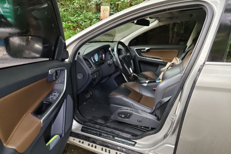 Used Volvo XC60 2016 T5 AWD Zhiyuan Edition Driver Seat