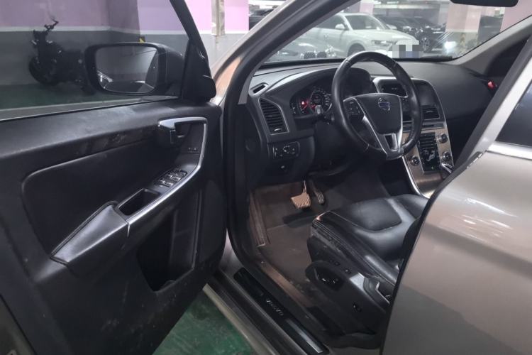 Used Volvo XC60 2016 T5 Smart Upgrade Model Driver Seat