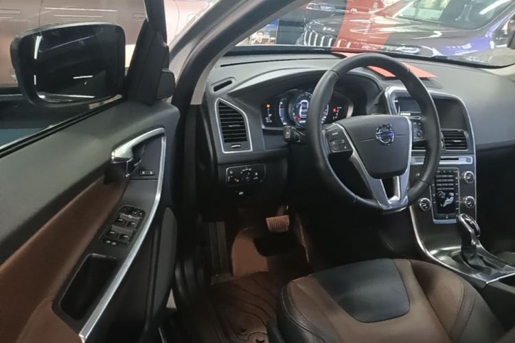 Used Volvo XC60 2016 T5 Smart Version Driver Seat