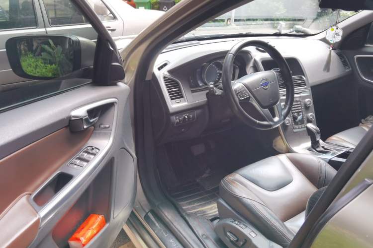 Used Volvo XC60 2016 T5 AWD Zhiyuan Edition Driver Seat