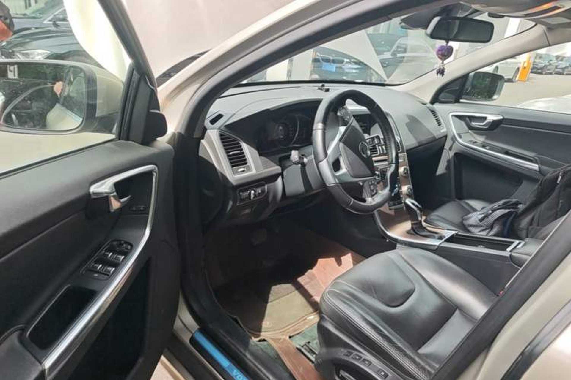 Used Volvo XC60 2016 T5 Smart Upgrade Model Driver Seat