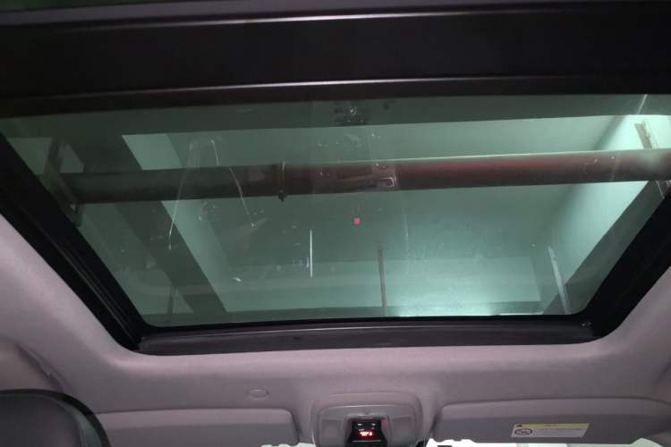 Used Volvo XC60 2016 T5 Smart Upgrade Model Headliner