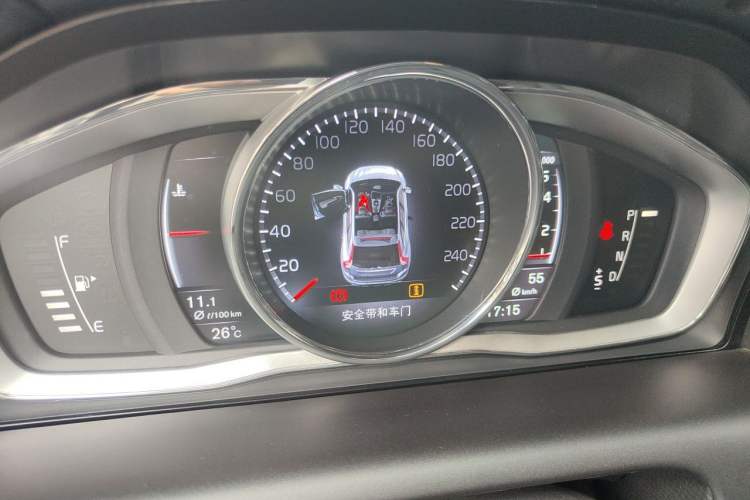 Used Volvo XC60 2016 T5 AWD Zhiyuan Edition Instrument Cluster