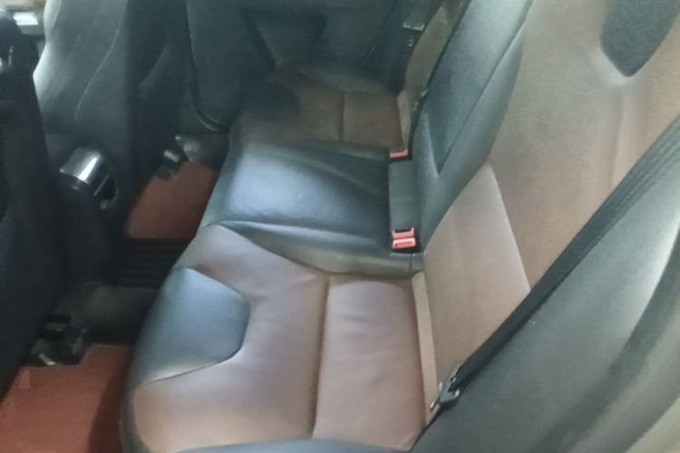 Used Volvo XC60 2016 T5 Smart Version Left Rear Seat