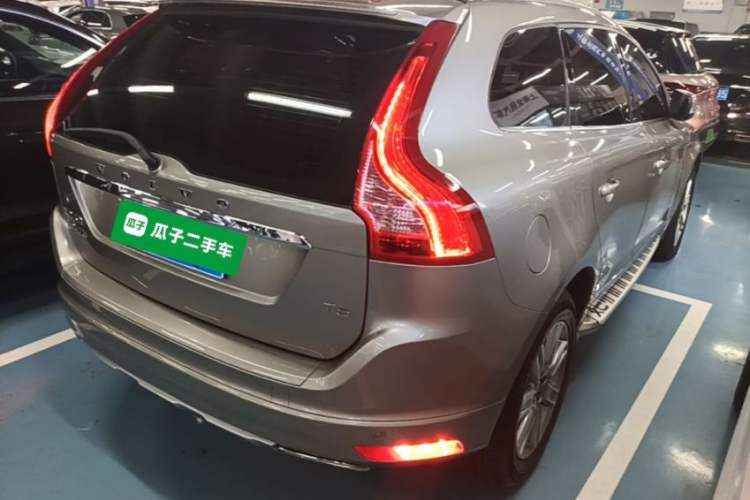 Used Volvo XC60 2016 T5 Smart Version Rear Right 45 Deg