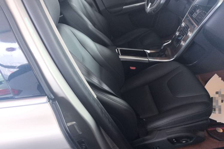 Used Volvo XC60 2016 T5 Smart Upgrade Model Right Front Seat