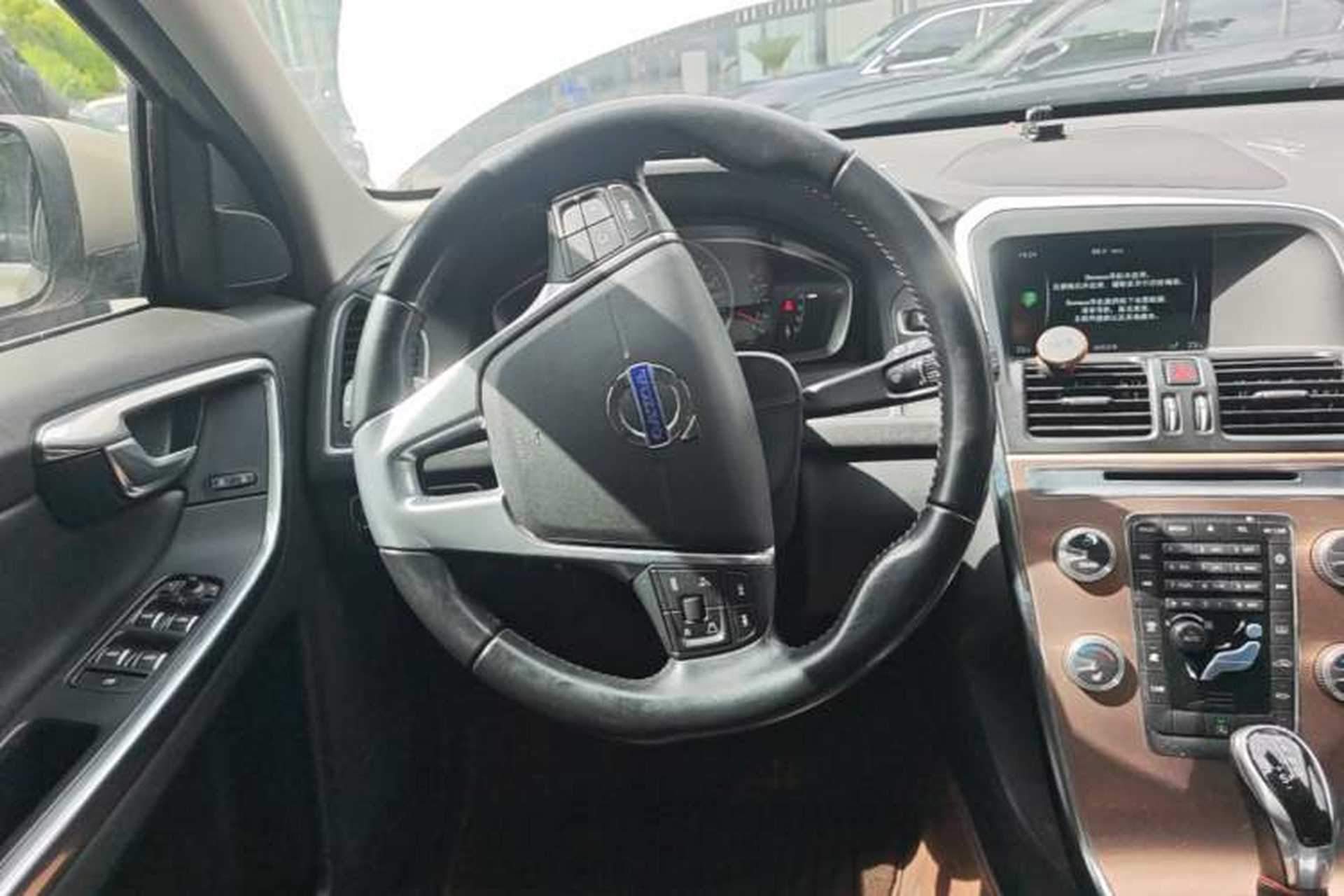 Used Volvo XC60 2016 T5 Smart Upgrade Model Steering Wheel