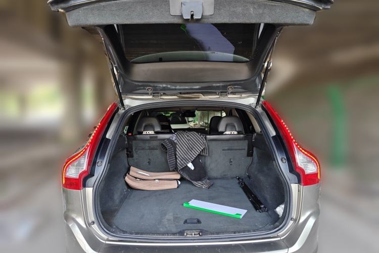 Used Volvo XC60 2016 T5 Smart Upgrade Model Trunk