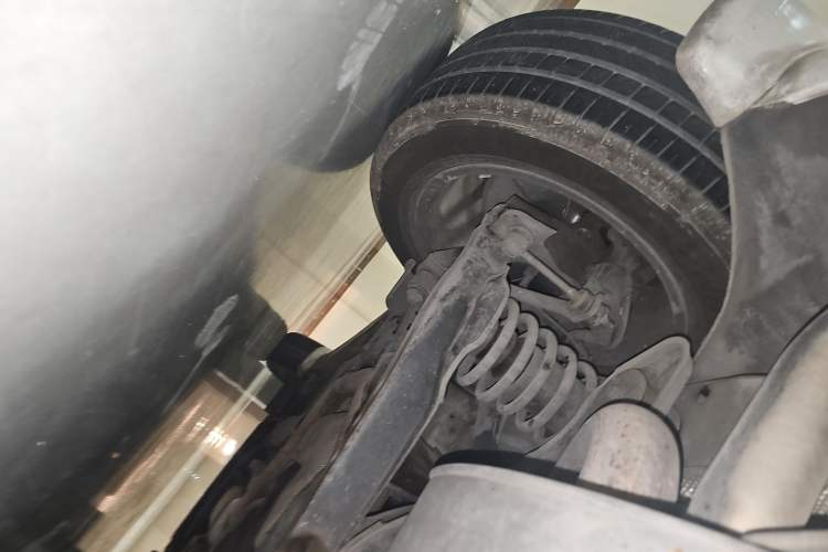 Used Volvo XC60 2016 T5 Smart Drive Edition Chassis Rear Left