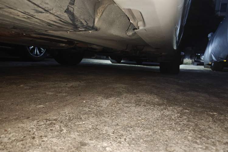 Used Volvo XC60 2016 T5 AWD Zhiyuan Edition Chassis Rear Right