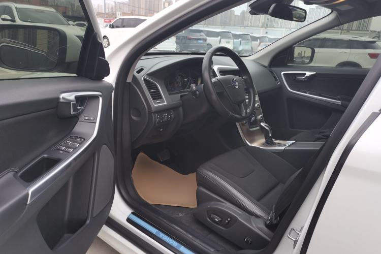Used Volvo XC60 2016 T5 Smart Drive Edition Driver Seat