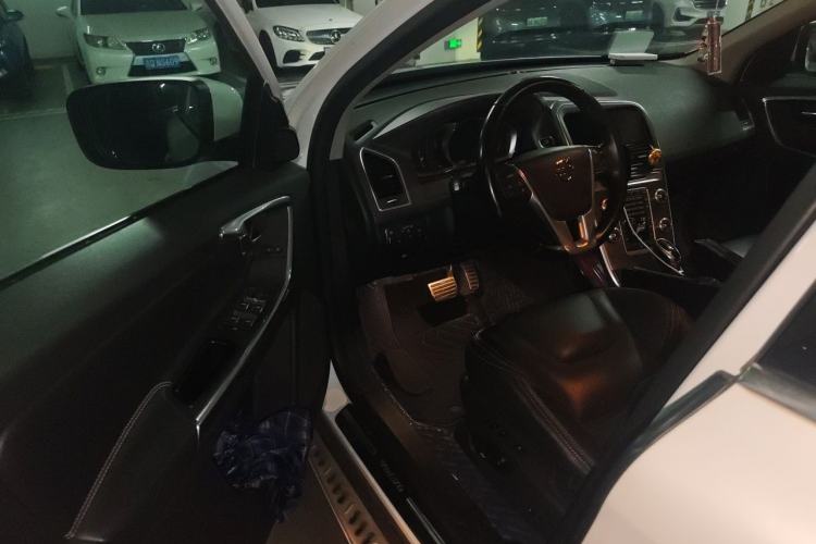 Used Volvo XC60 2016 T5 Smart Version Driver Seat