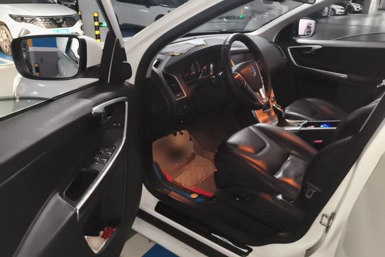Used Volvo XC60 2016 T5 Smart Version Driver Seat