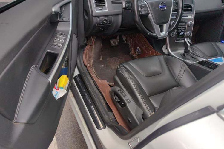 Used Volvo XC60 2016 T5 Smart Version Driver Seat