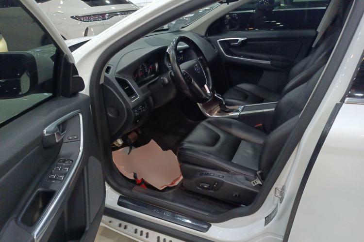 Used Volvo XC60 2016 T5 Smart Upgrade Model Driver Seat
