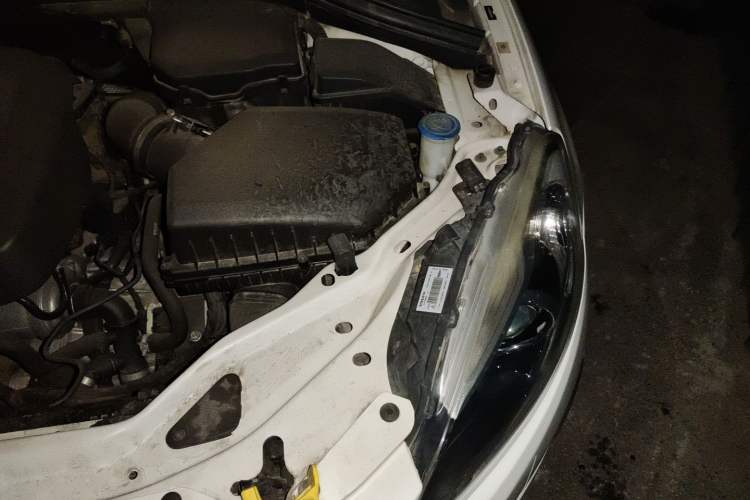 Used Volvo XC60 2016 T5 Smart Version Engine Bay Left