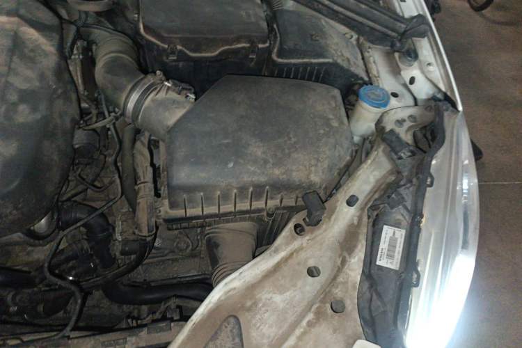 Used Volvo XC60 2016 T5 Smart Upgrade Model Engine Bay Left